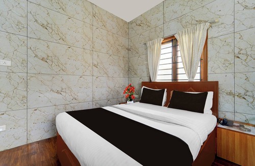 Gandhipuram Hotel | Collection O Omni Bus Terminal