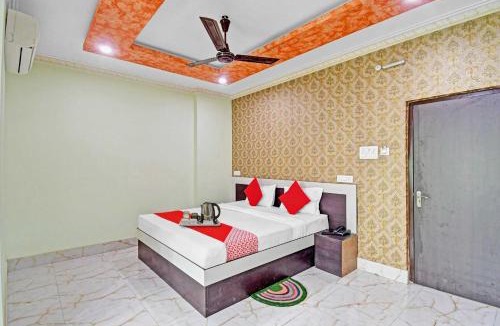 Barasat Hotel | Collection O Pink House