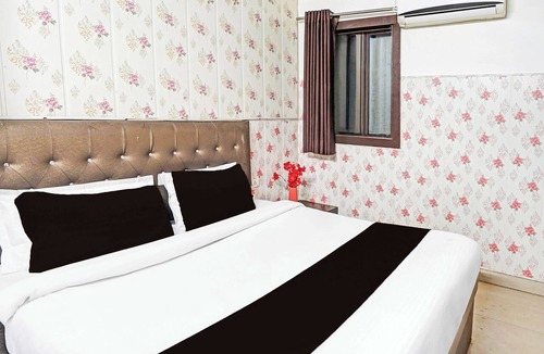 Bareilly Hotel | Collection O Prabhat Nagar Bareilly