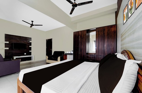 Hope College Hotel | Collection O Republic Mall Coimbatore