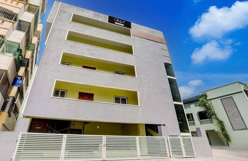 Tirupati House | Collection O Tirupati Railway Junction