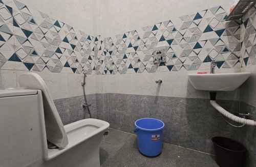 Faizabad Bed & Breakfast | Come Shree Nilyam Located in the heart of Ayodhya!