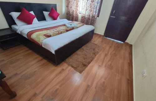 Bhagsu Nag House | Comfort Cove by SUNRISE GUEST HOUSE