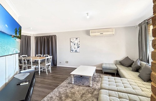 Marangaroo House | Comfortable 3-Bed Home in Marangaroo