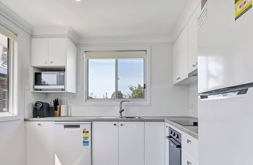 Orange Villa | Conservatorium Villa 3 - Very Central - with Netflix & Disney Plus