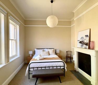 Armidale House | Constable's Cottage