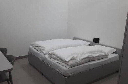 Agra Bed & Breakfast | Cozy Family Stay in Agra with Homely Comforts and Modern Amenities