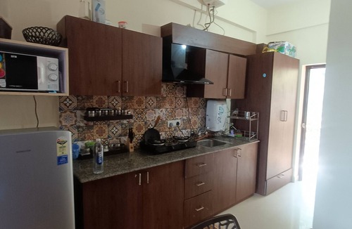 Dagshai Apartment | cozy retreat in the nest of palm trees in the middle of valley.