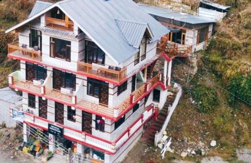 Jibhi House | Crystal Mountain Homestay - Jibhi Market