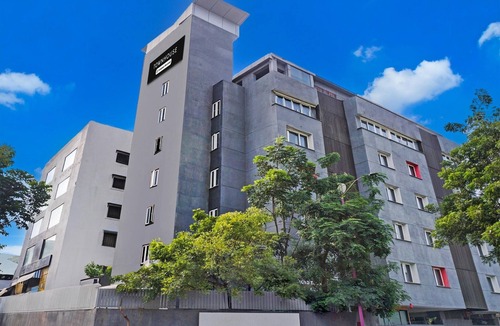Balewadi House | Deluxe with Twin BedBalewadi High Street