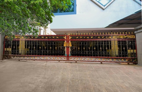 Dwaraka Nagar House | DeluxeAPEX homestay