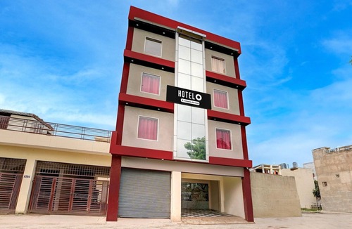 Chandigarh House | DeluxeSector 52 Chandigarh ISBT Road