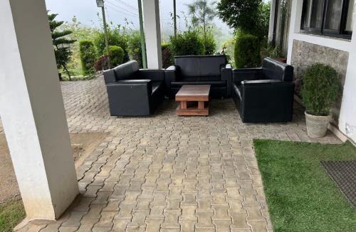 Abu Road Hotel | Dev Cottage