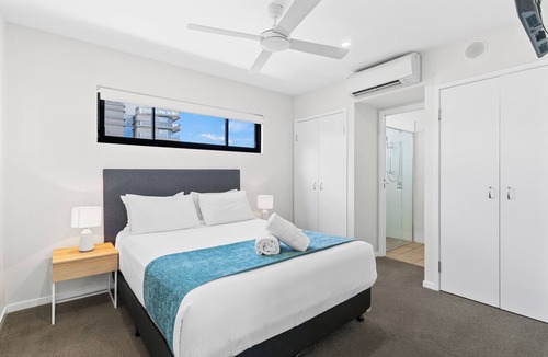 Mooloolaba Hotel | Direct Collective - Seabreeze Mooloolaba