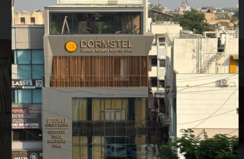 Vadodara Hotel | Dormstel - Unit of AHM Hotels & Resorts Pvt. Ltd.