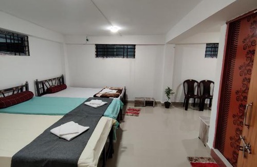 Hatikhuli House | Double Deluxe with bunk, central zone