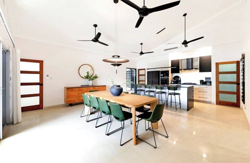 Parap Villa | Dune Poolside Elegance near Parap Markets and Beach