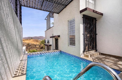 Udaipur District Villa | ELIVAAS Signature Shourya Villa Athena 3-BHK Villa With Swimming Pool & Terrace