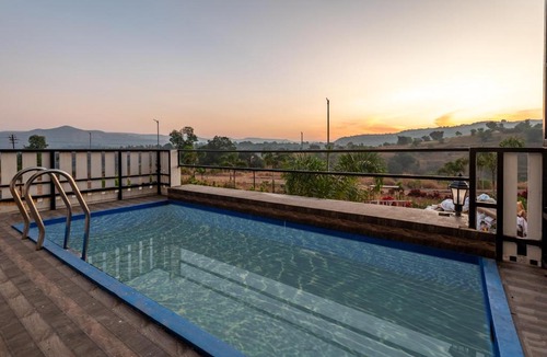 Igatpuri Villa | ELIVAAS Signature White House 3 BHK Villa With panoramic Hill Views, Glass Room, Outdoor Pool & Dam nearby