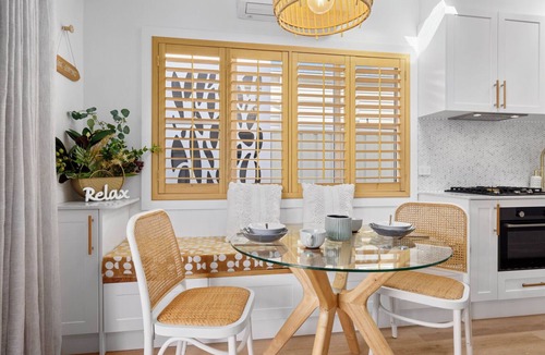 Coffs Harbour Villa | Ellie's Holiday Escape - Heated Pool, Luxury, Fireplace
