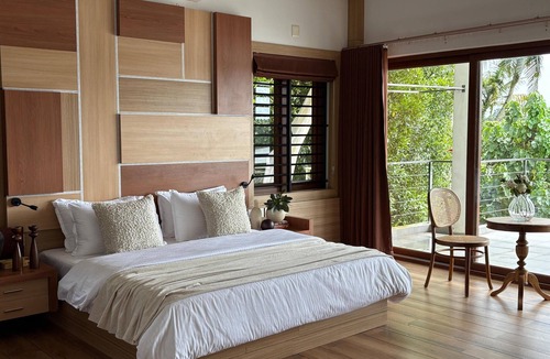 Perumbavoor Villa | Emville - Private Pool Villa Near Cochin International Airport