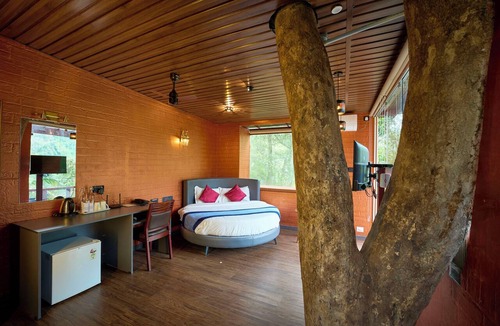 Udumbanchola Hotel | Eterno Camellia & Elettaria Luxury Resort Munnar