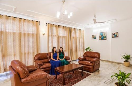 New Friends Colony Hotel | FabHotel Goodwill Homes