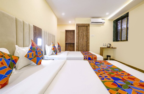 Goregaon West Hotel | FabHotel Millenium