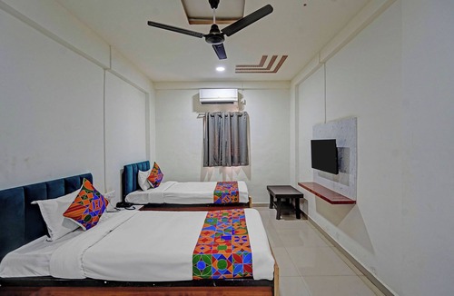 Kalyani Nagar Hotel | Fabhotel Pearl Inn