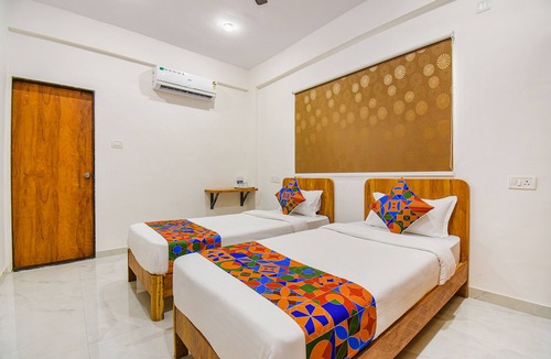 Pune Hotel | FabHotel Prime Esta Inn - Nr. Novotel Pune Nagar Road, Viman Nagar