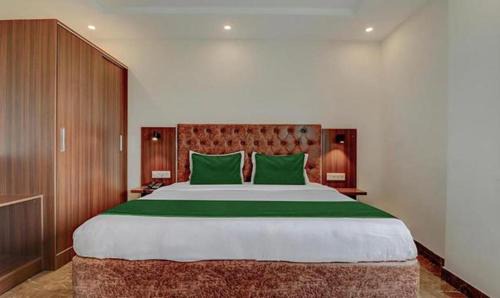 Dehradun Hotel | FabHotel Shri Krishna Residency