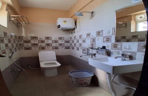 Dwaraka Nagar Hotel | Fabhotel Ssd Grand