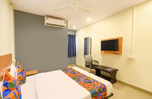 Ameerpet Hotel | FabHotel Vedhanshi