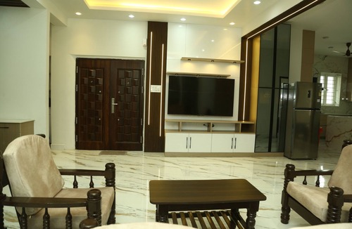 Nanganallur Apartment | Family-Friendly 3BR Near Airport & Phoenix Mall
