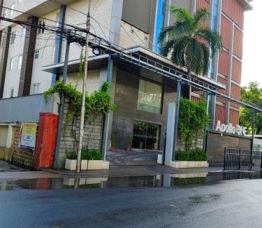 Thousand Lights Apartment | Fasttrack Foundation Guest House Greams Road