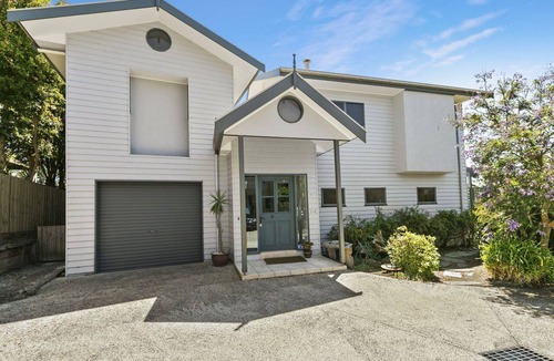 Lorne House | Fernview
