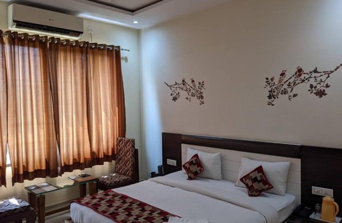 Bareilly Hotel | Galaxy Resort
