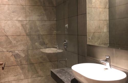 Ambala Hotel | Golden Orchid