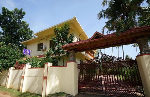 Aryad South House | Graceful Stay near Thumpoly Beach, Alappuzha