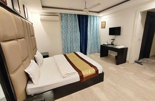 New Delhi Bed & Breakfast | Greater Kailash Kailash Colony Nehru Place Shroff Eye Clinic