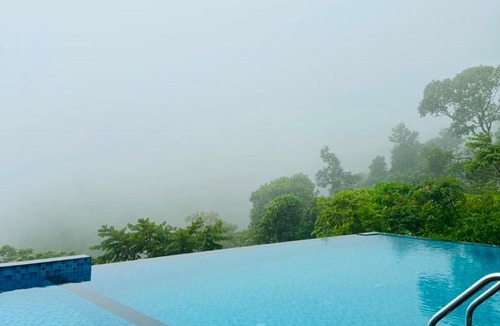Vagamon Resort | Hill Breeze Pool Resort Vagamon by VOYE HOMES