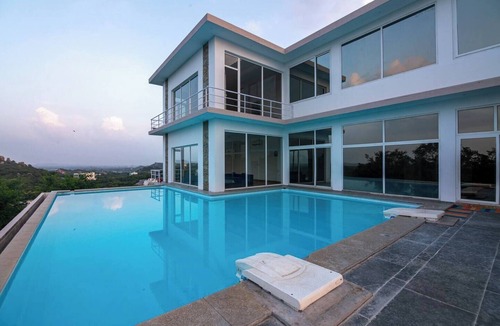 Medchal Villa | Hilltop - Hyderabad’s Best Views & Infinity Pool