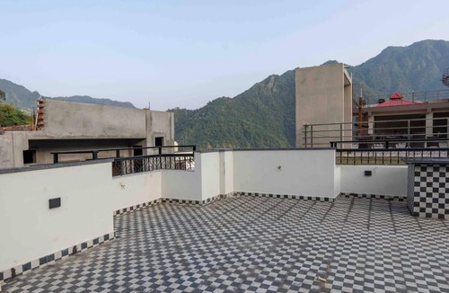 Tapovan Apartment | Himalayan Hideaway: 1 BHK Luxury Apartment