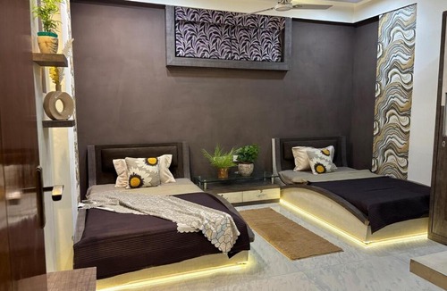 Indore Apartment | Homly Stays 4BHK Apartment Saket