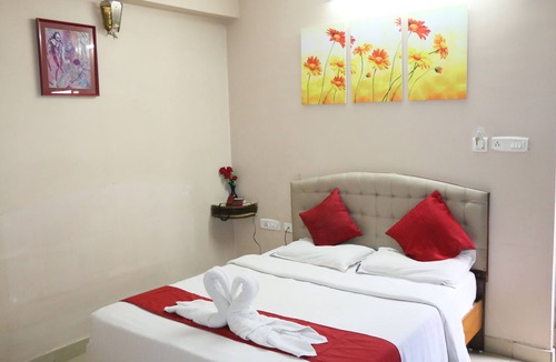 Railway New Colony Hotel | Hotel Akshaya
