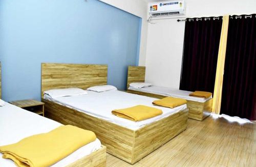 Ghodegaon Hotel | Hotel Amit Palace Bhimashankar