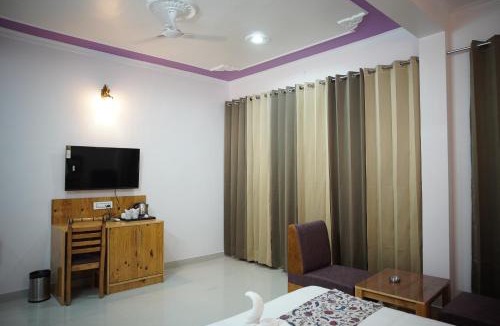 Bajaura Hotel | Hotel Arijika View