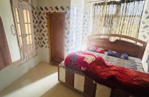 Rajauri Cabin | Hotel Ashoka