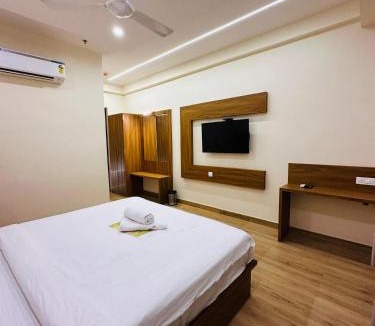 Kalina Hotel | Hotel Breeze Bay BKC - Near US Embassy