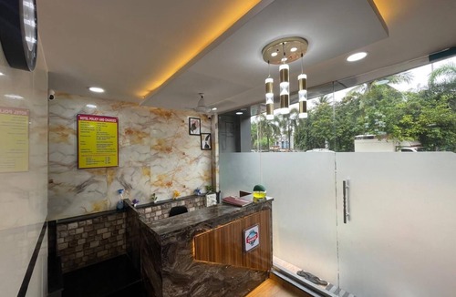 J B Nagar Hotel | Hotel Cargo inn